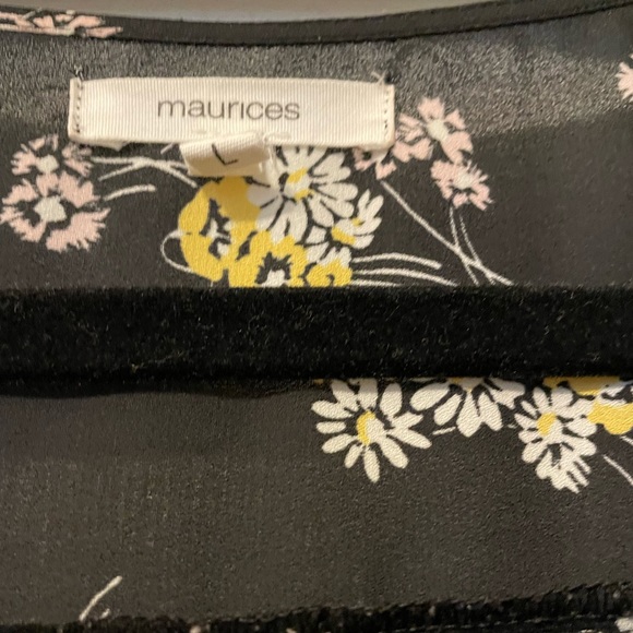 Maurice’s multi colored blouse - Picture 3 of 4